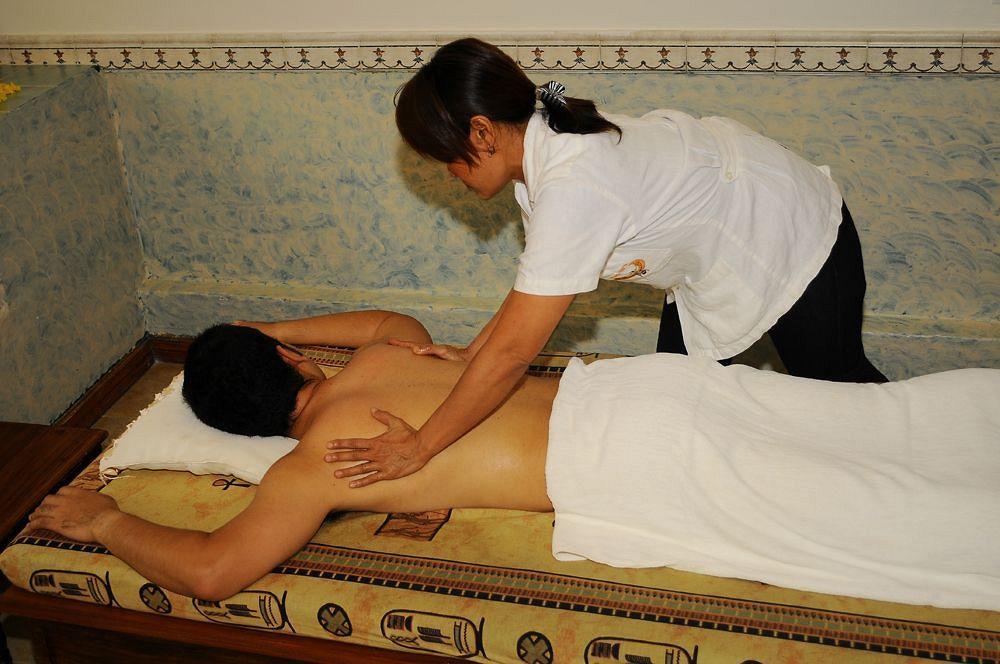 Kinasi Lodge Utende Ngoại thất bức ảnh
