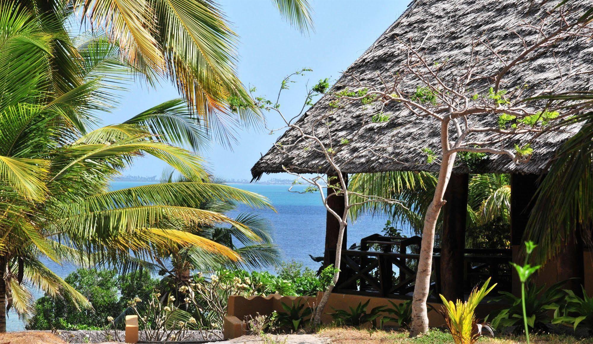 Kinasi Lodge Utende Ngoại thất bức ảnh